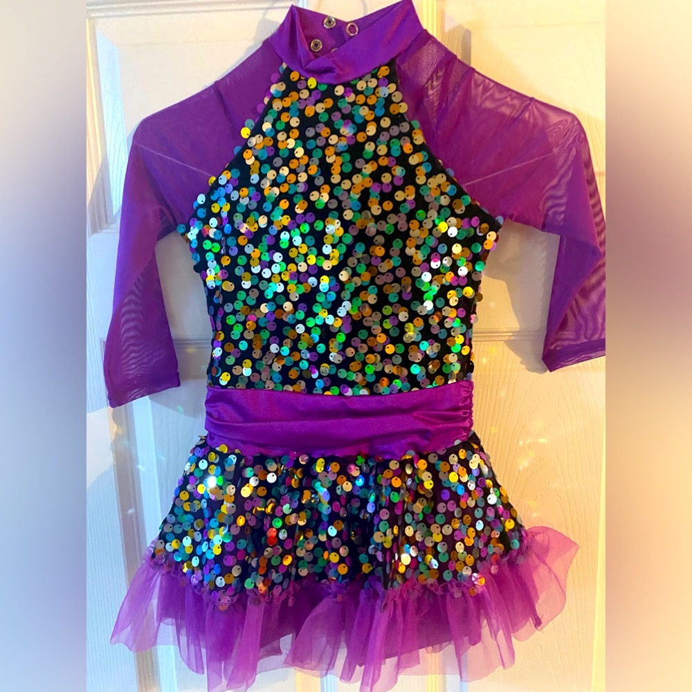 Girls Purple Dance Outfit!